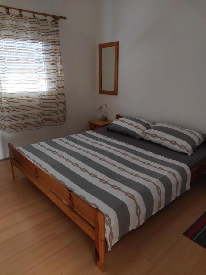 Apartman Nardi Vir Exterior foto